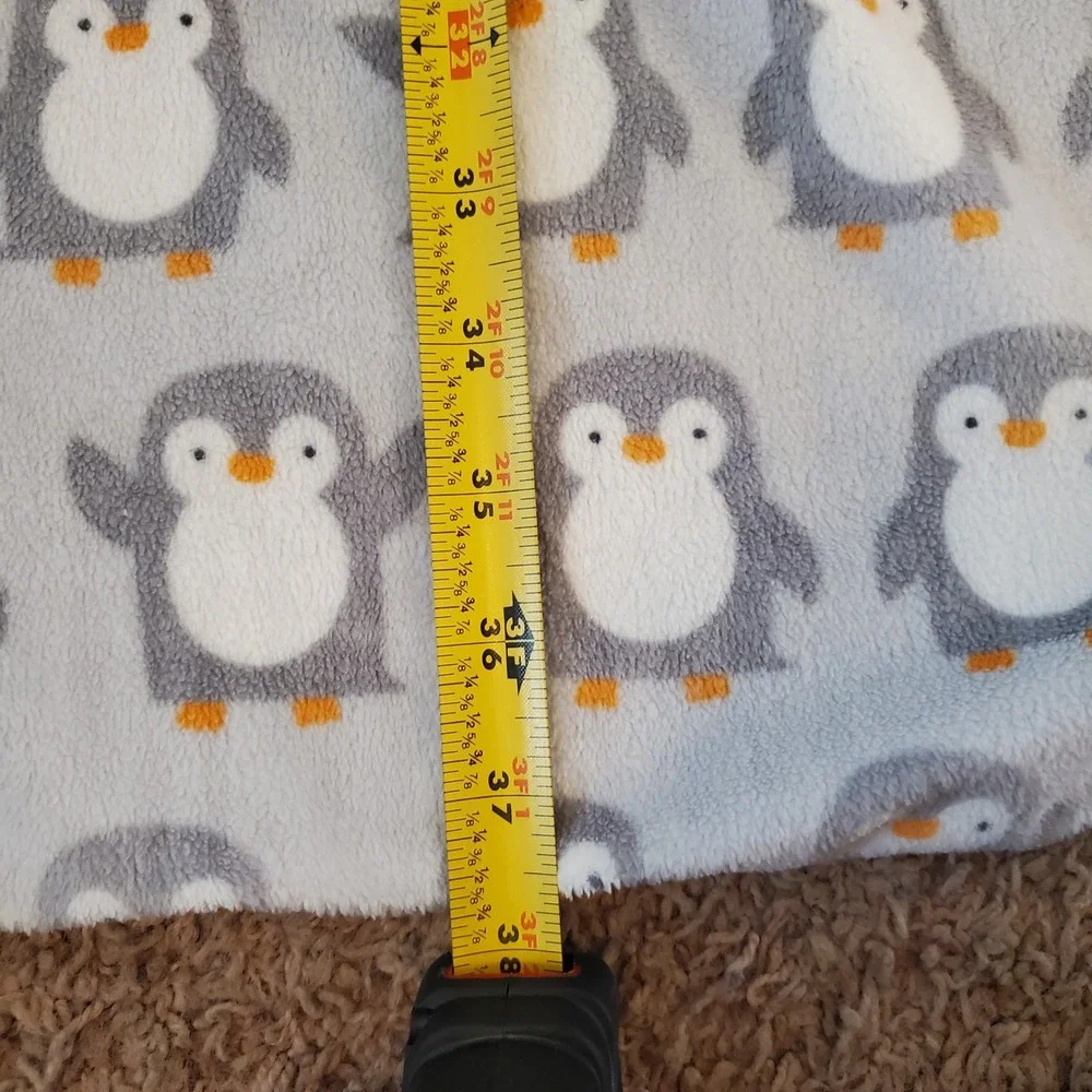 Target Limited Edition Penguin Fleece Sherpa Baby Blanket Grey White Winter